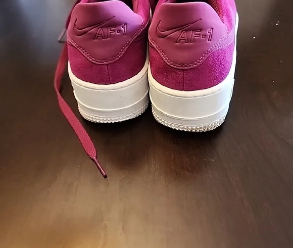 Nike Women's Sneakers in Purple and White - Picture 4 of 8